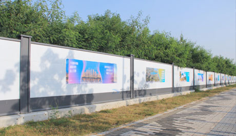 大通建材鋼圍擋、pvc圍擋符合深圳市政府統(tǒng)一標(biāo)準(zhǔn)的圍擋，美觀環(huán)保、安全穩(wěn)固。